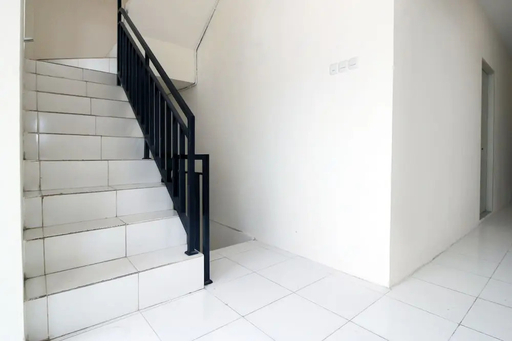 Airy Eco Syariah Kampung Bali Satu 60 Jakarta