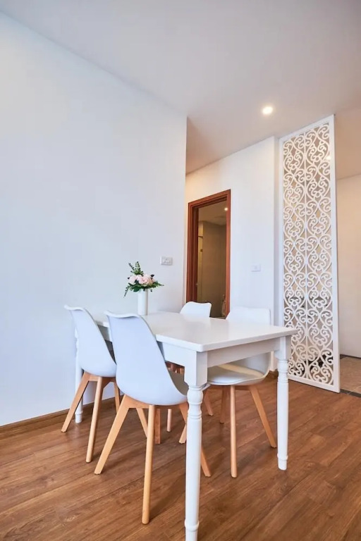 Western Hanoi Apartment - The Emerald My Dinh