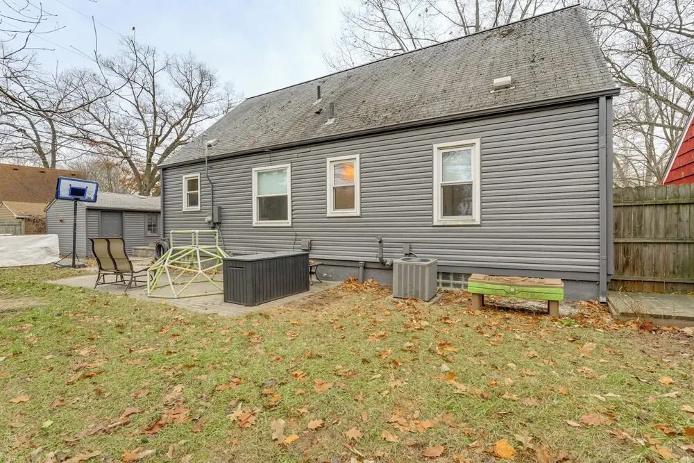Walk to Dtwn Ferndale: Quaint Home w/ Private Yard