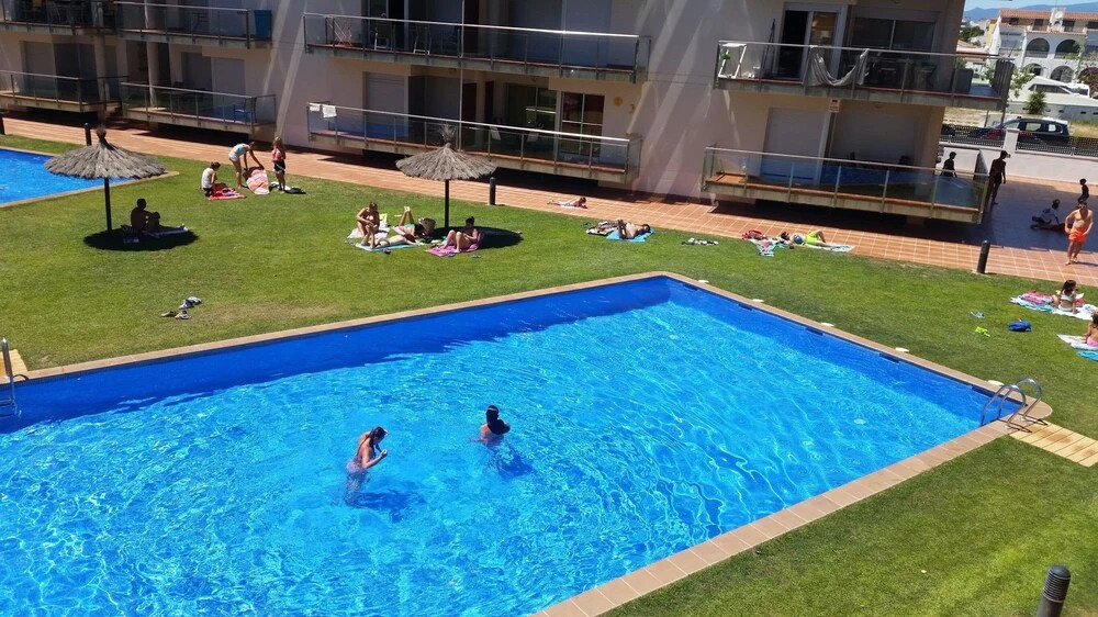 Apartment With 2 Bedrooms in Roses, With Pool Access and Enclosed Gard