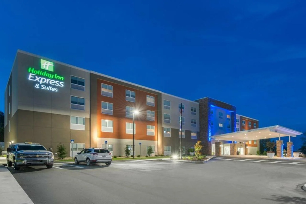 Holiday Inn Express & Suites - Ruskin by IHG