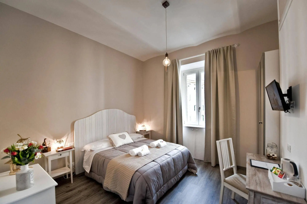 TinkerBell GuestHouse
