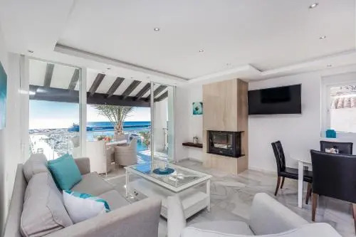Exclusive Duplex Penthouse in Puerto Banus