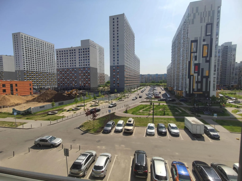 Apartments on Yunost street 7