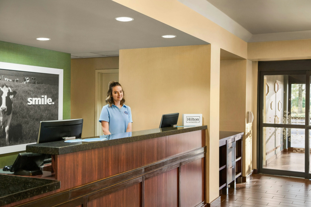 Hampton Inn Portland Airport