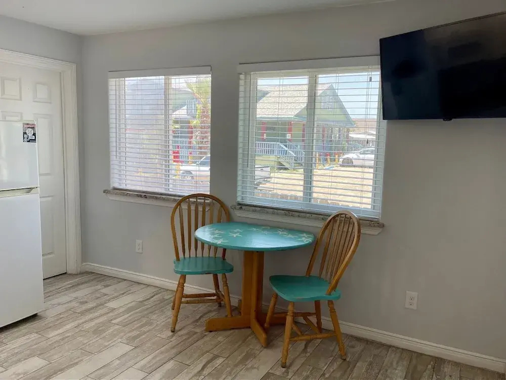 Beachgate Condo Suites And Hotel 217+219 2 Bedroom Condo