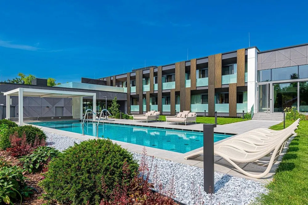 REED Boutique HOTEL & BISTRO