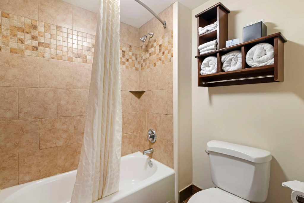 Best Western Colonial Inn