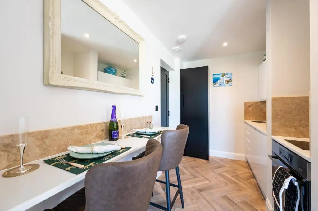Aqua Blu Beach House Studios  Marlin   Malibu