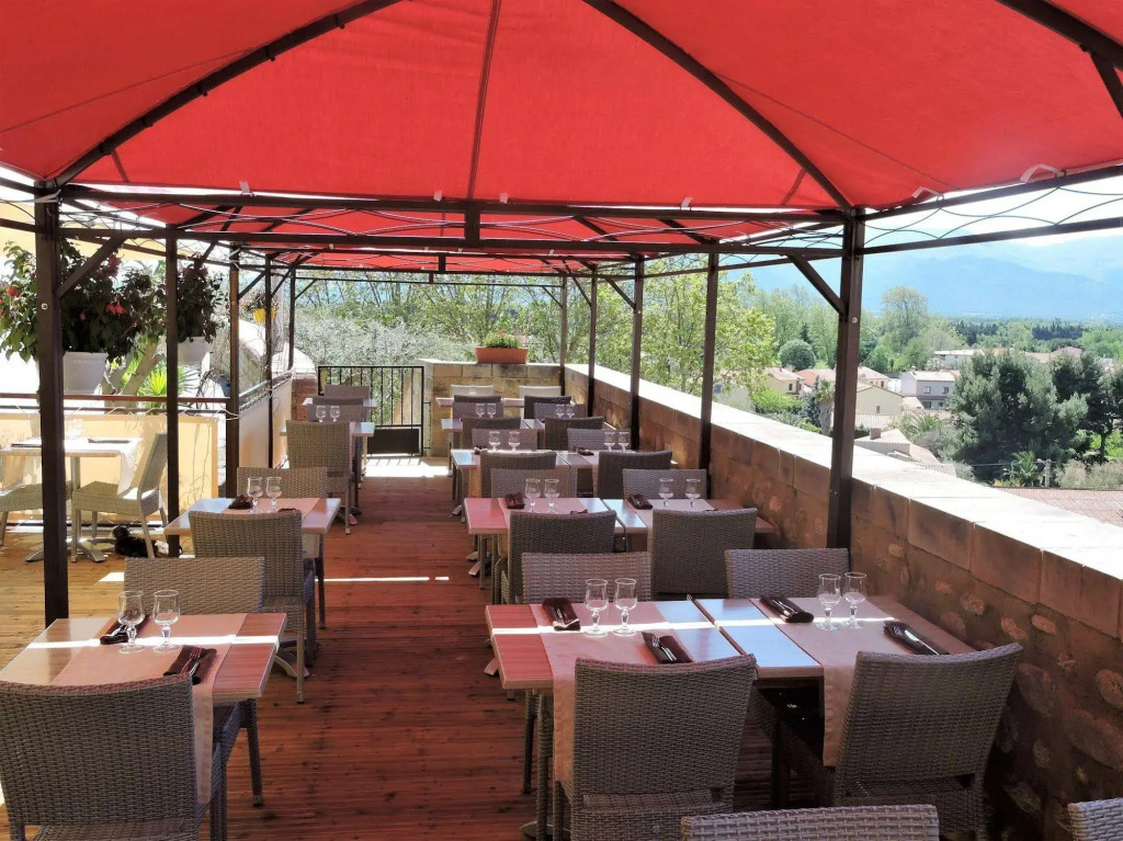 Logis Hotel Restaurant Le Cara Sol