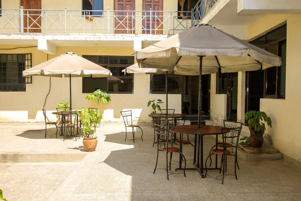 New East View Hotel