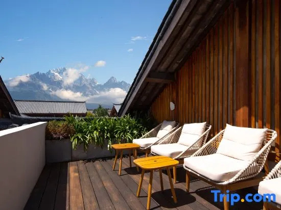 Lijiang Angela Hotel