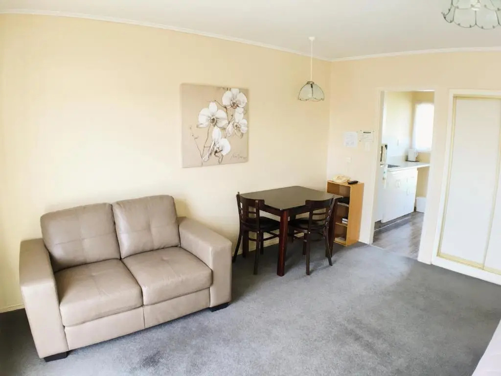 Merivale Court One Bedroom Apartment