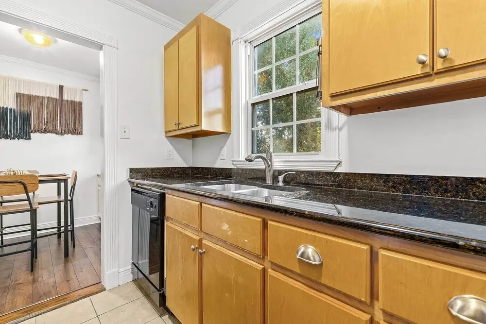 Pet-friendly Mobile Condo ~ 4 Mi to Downtown!