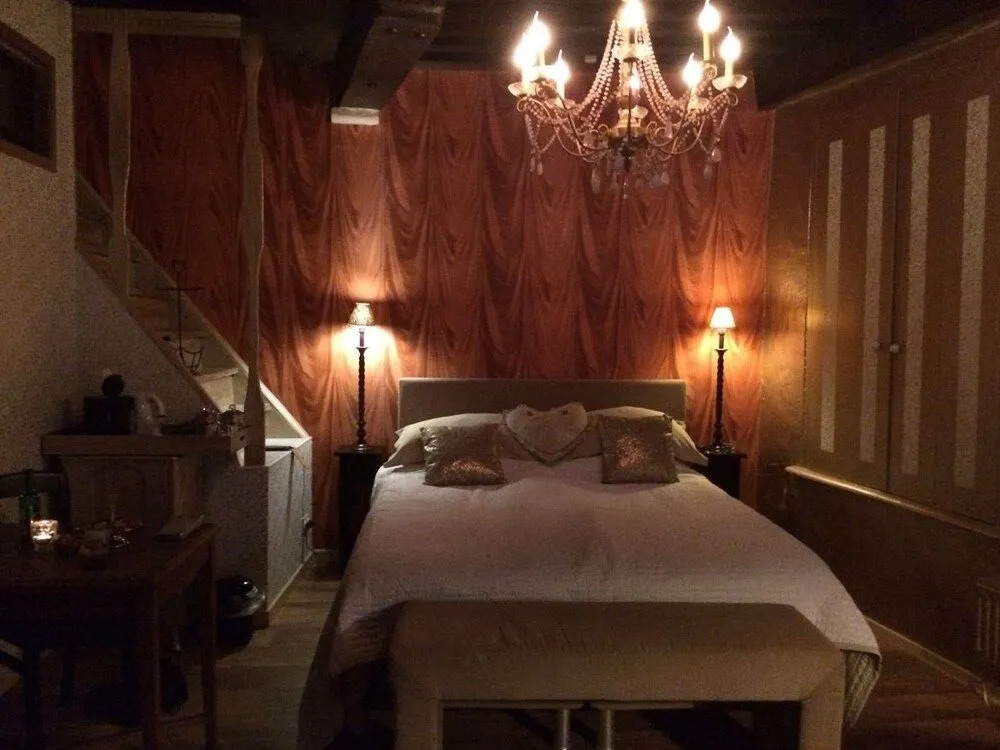 B&B Con Ampère