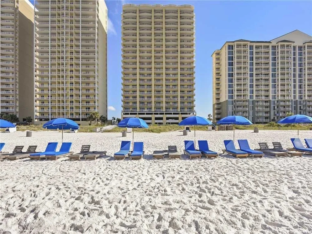 Twin Palms 1805 - Two Bedroom Condo