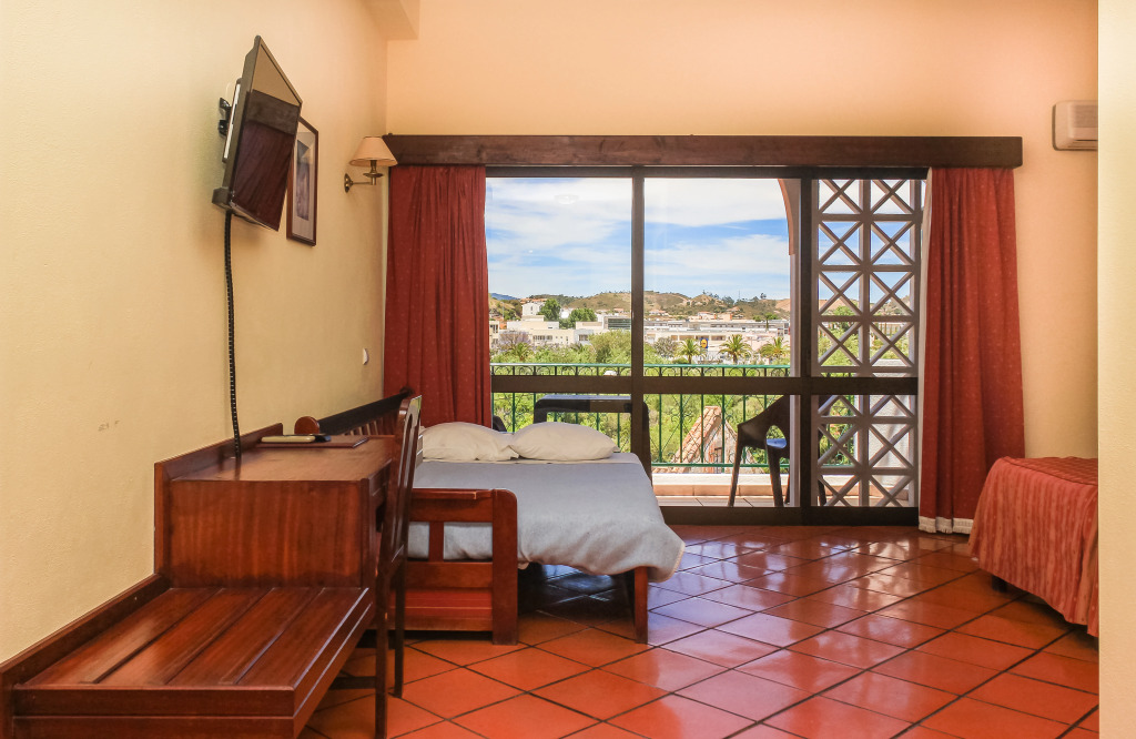 Hotel Colina Dos Mouros
