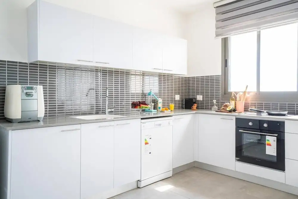 Panoramic Sea Views Coastal Escape by Sea N' Rent