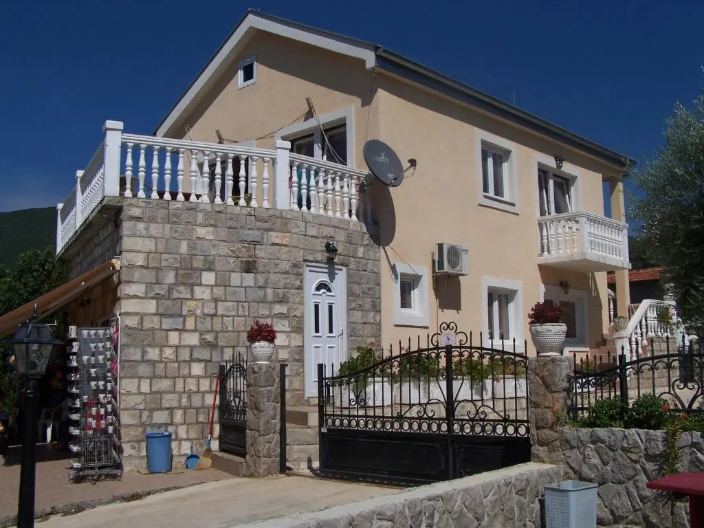 Apartments Gojkovic