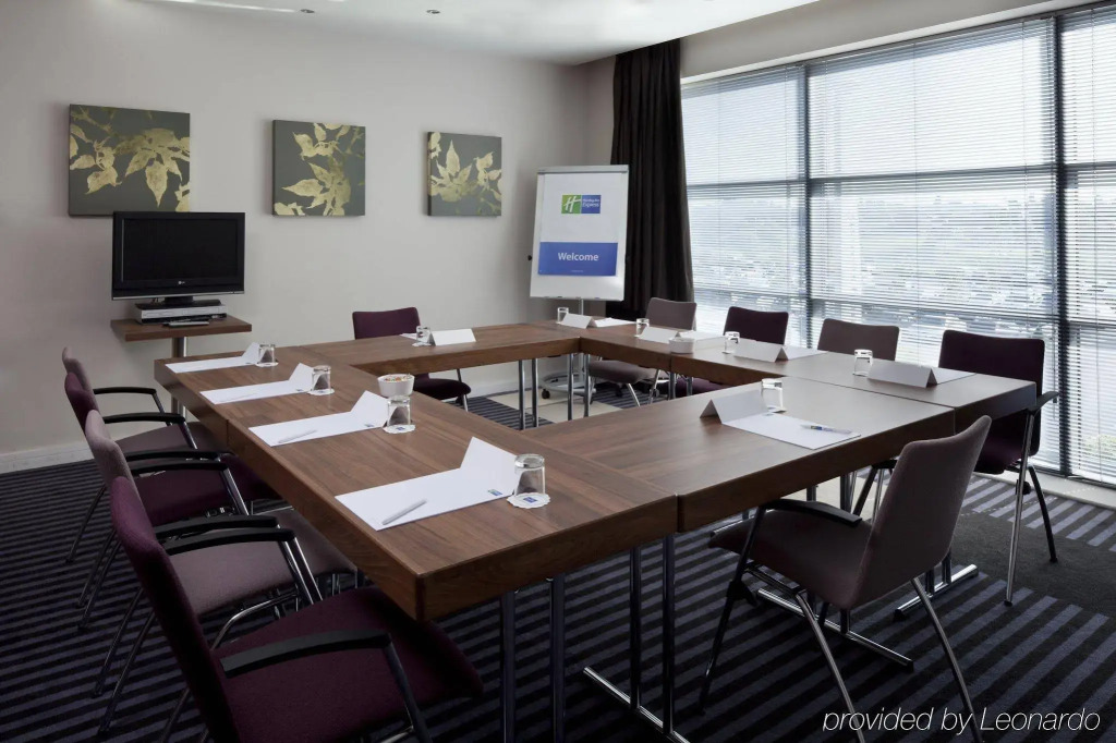 Holiday Inn Express Walsall M6, J10 by IHG