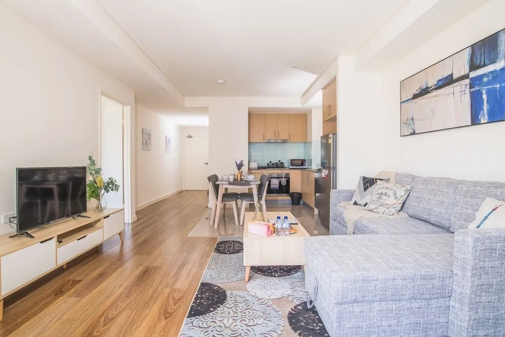 Perfect Accessible 1bed1bath Wolli Creek APT