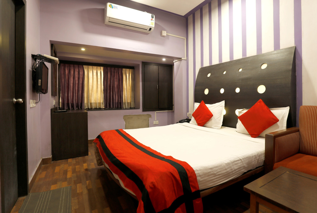 Hotel Trimoorti