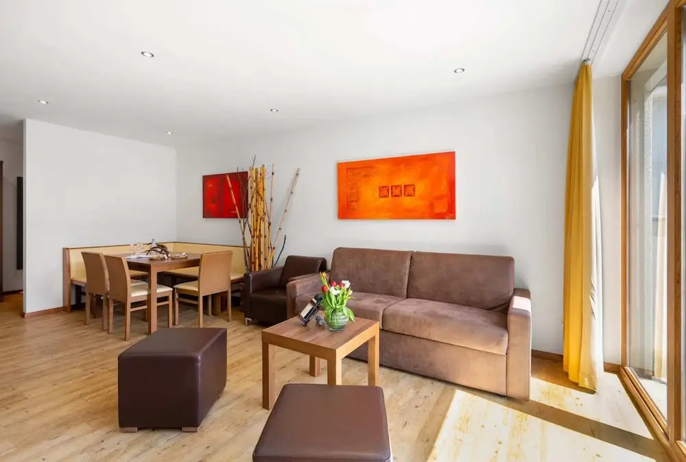 Emma Apartments- self- check -in