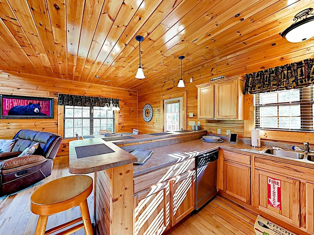 1268 Sevierville - 4 Br Cabin
