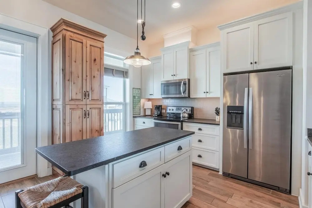 057 Summer Wave Dauphin 4 Bedroom Home