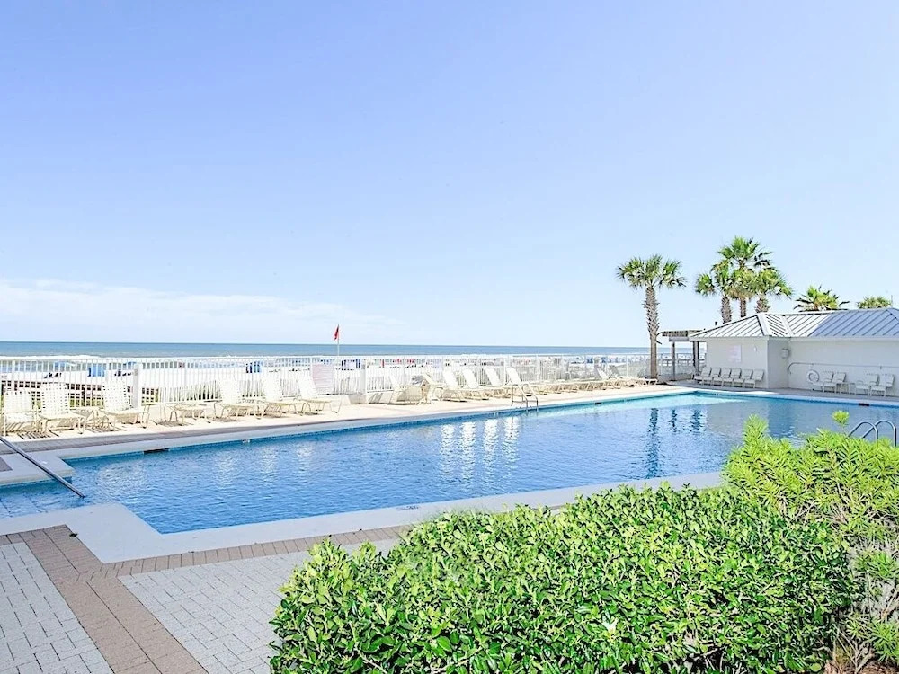 Pelican Pointe 302
