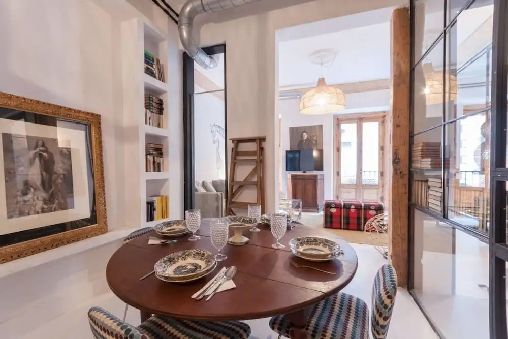 Stunning One Bedroom Apartment in the Heart of Madrid