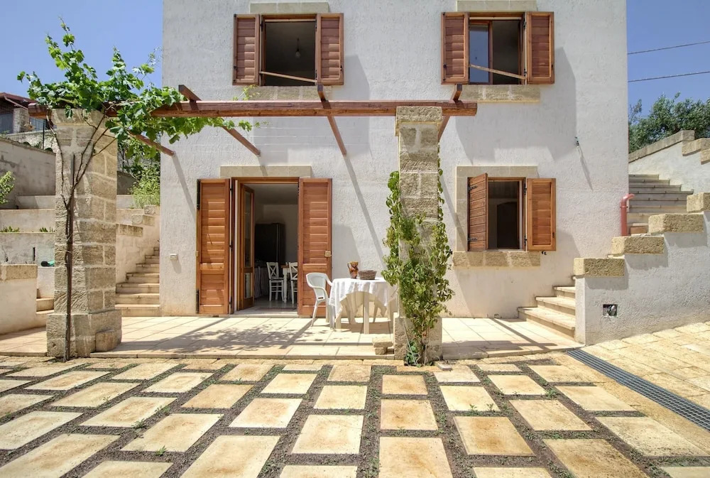 Ca Masci Lovely House