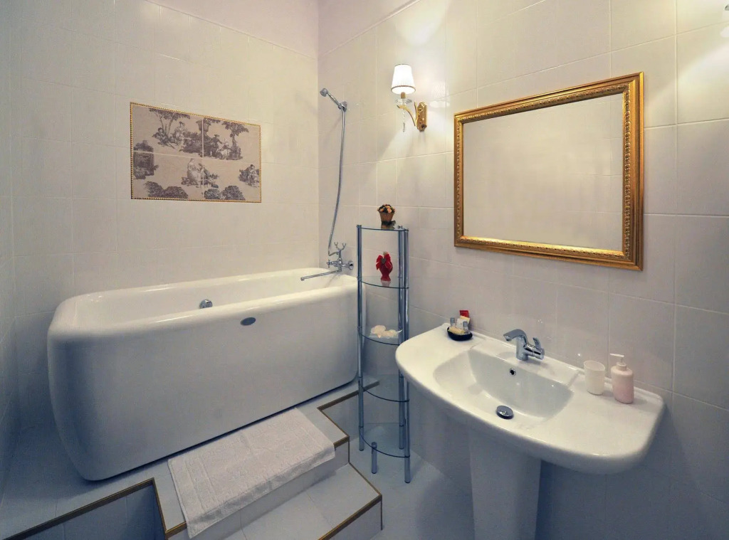 Queen Valery Hotel