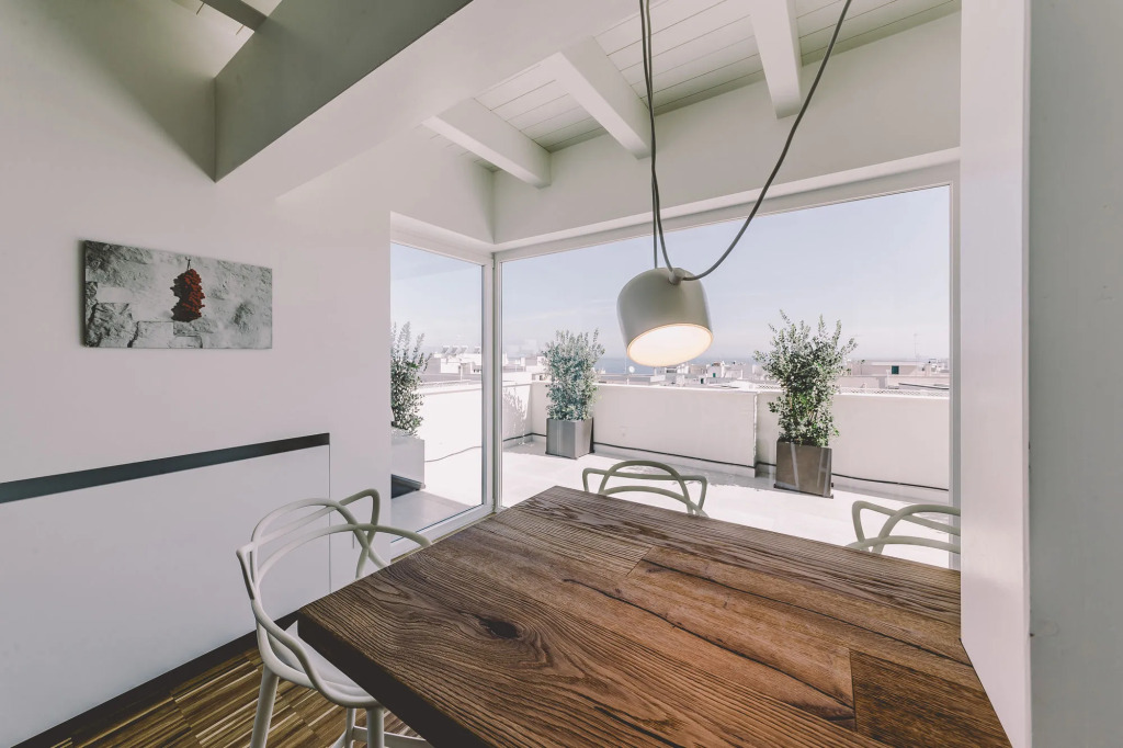 Suite 10 Home Design & Spa