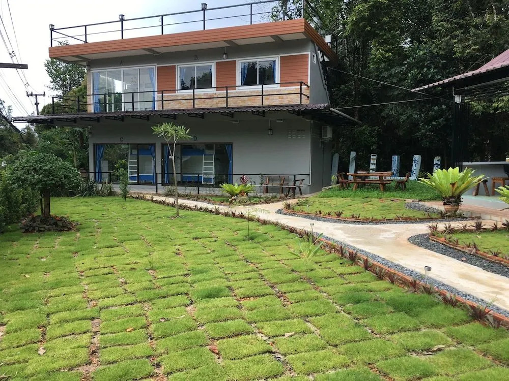 2L Hostel Koh Chang