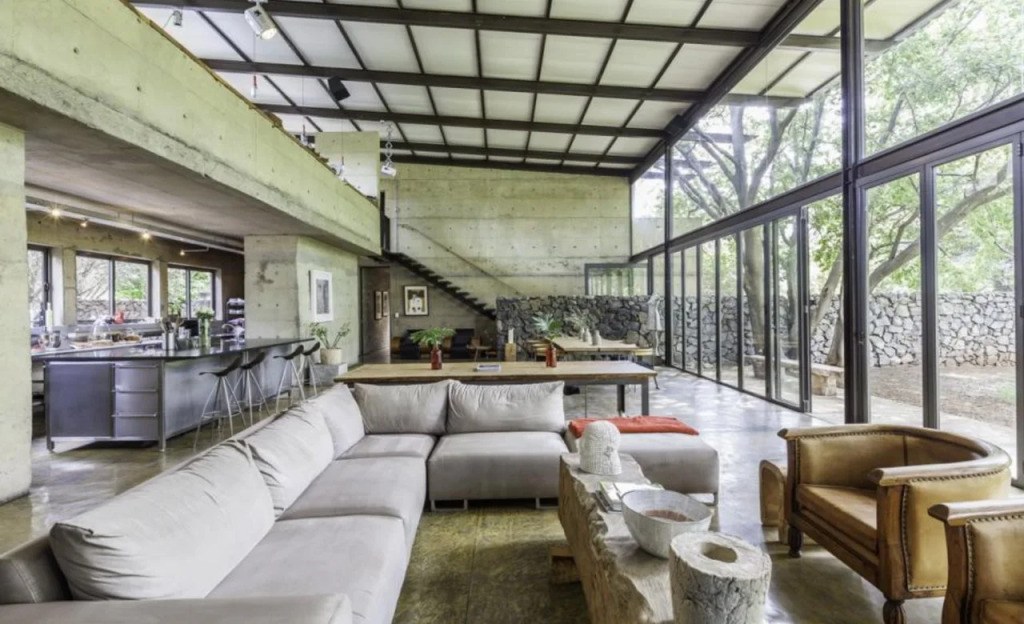 Celtis House