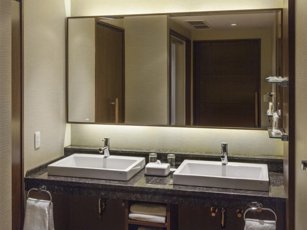 ANA Holiday Inn Kanazawa Sky by IHG