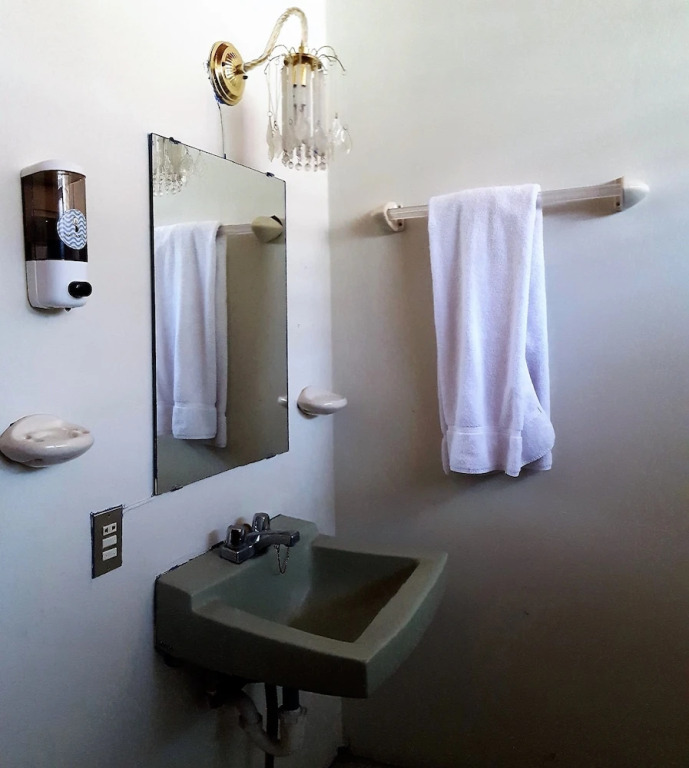 Hostal San Benito - Zona Rosa