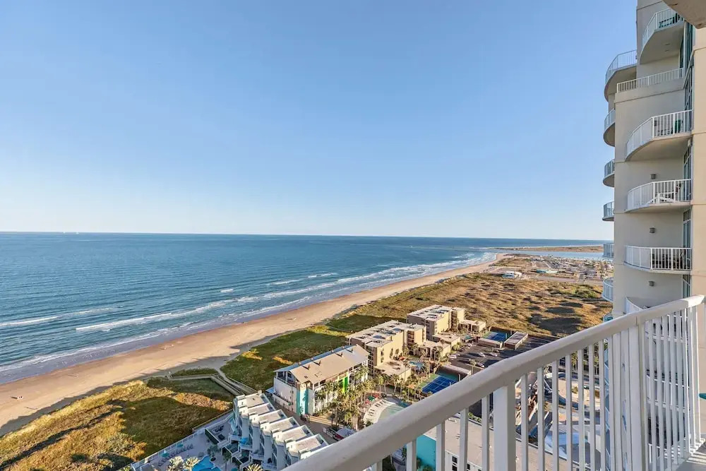 Sapphire Beach - Breathtaking 26th Floor Views 3 Bedroom Apts