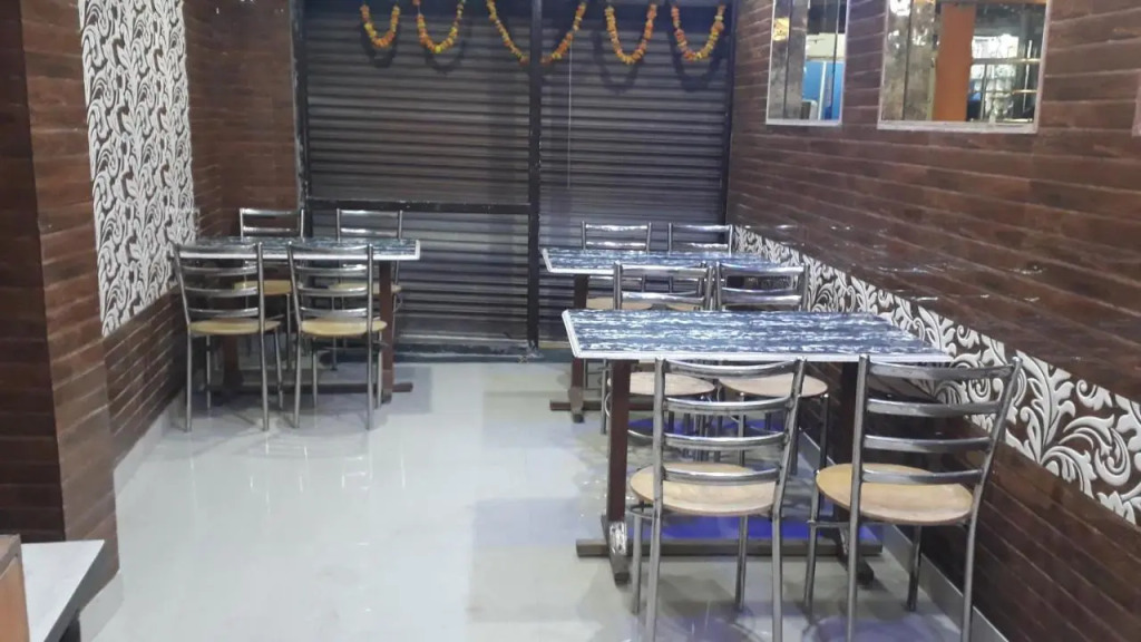 Fabhotel Sarwan