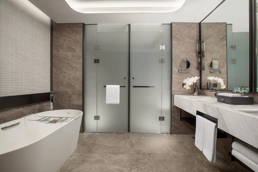Crowne Plaza Zhengzhou High Tech Zone by IHG