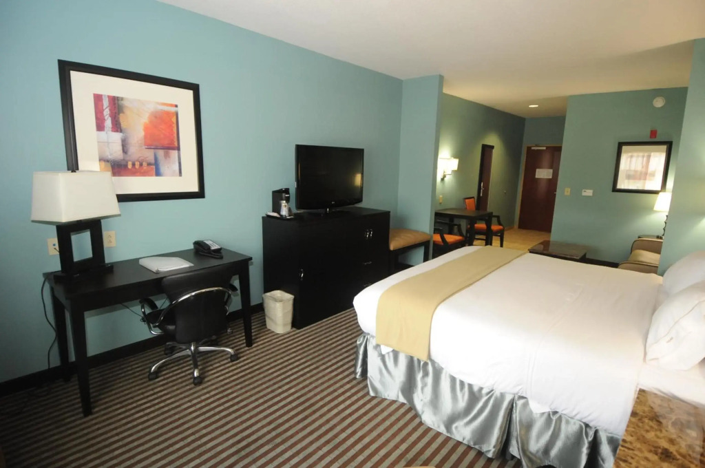 Holiday Inn Express Somerset by IHG