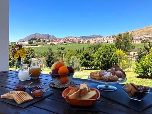 Mawi Holidays B&B