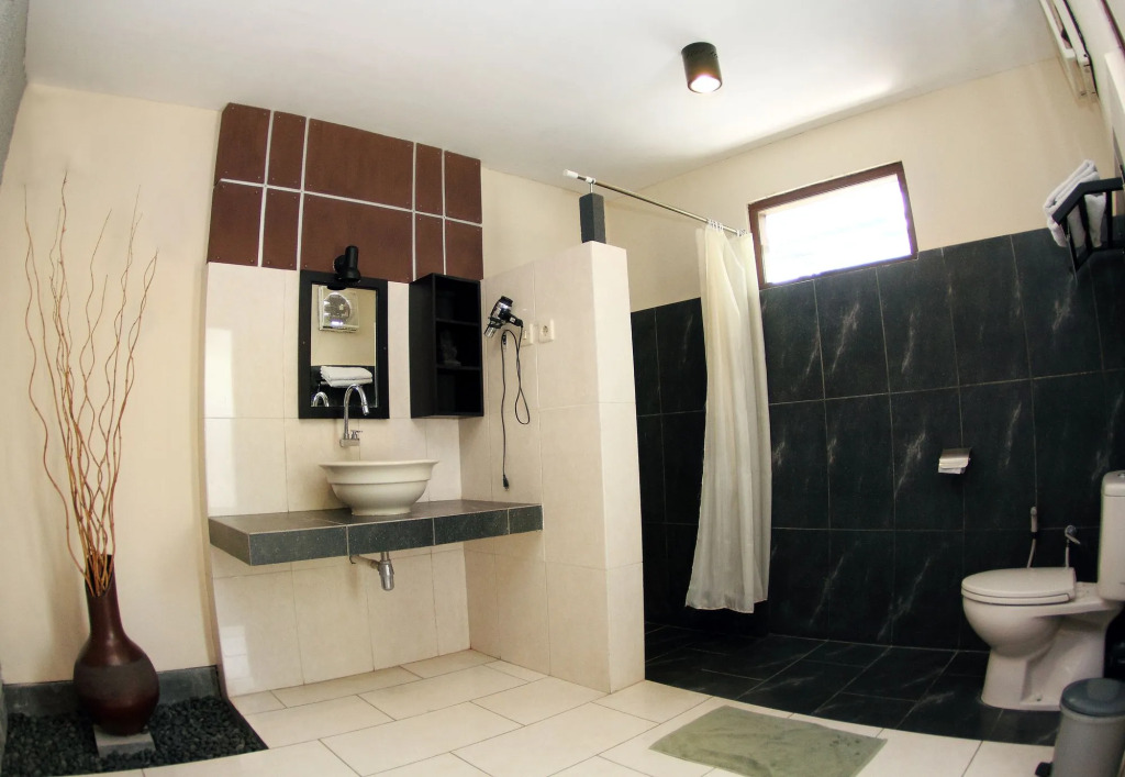 Puri Chorus Hotel