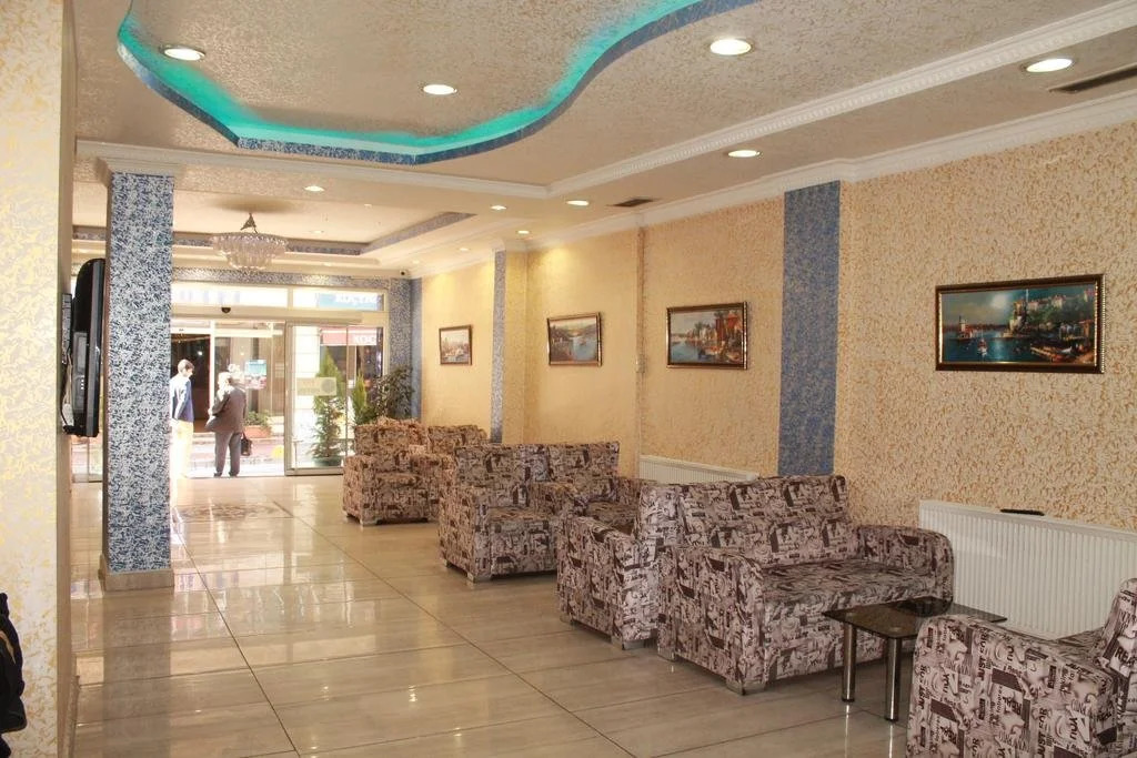 Fly Apartment Hotel