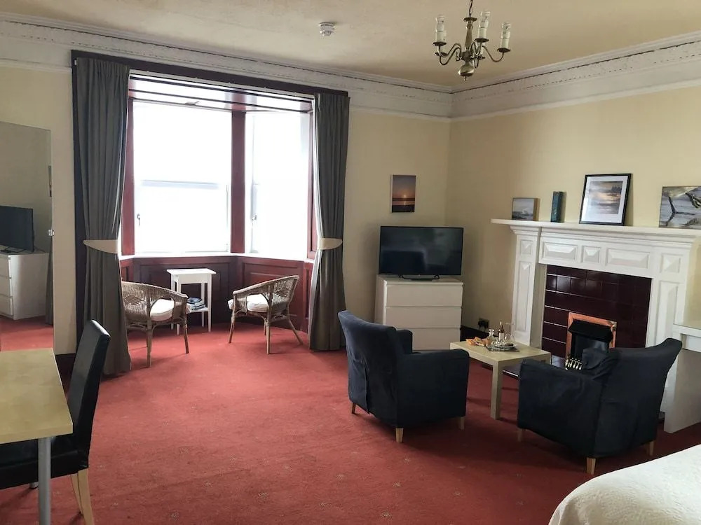 The Bowmore House Bed and Breakfast