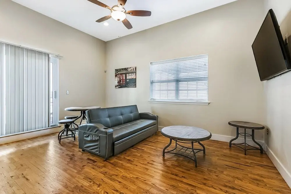 Modern Condos near French Quarter & Bourbon Street