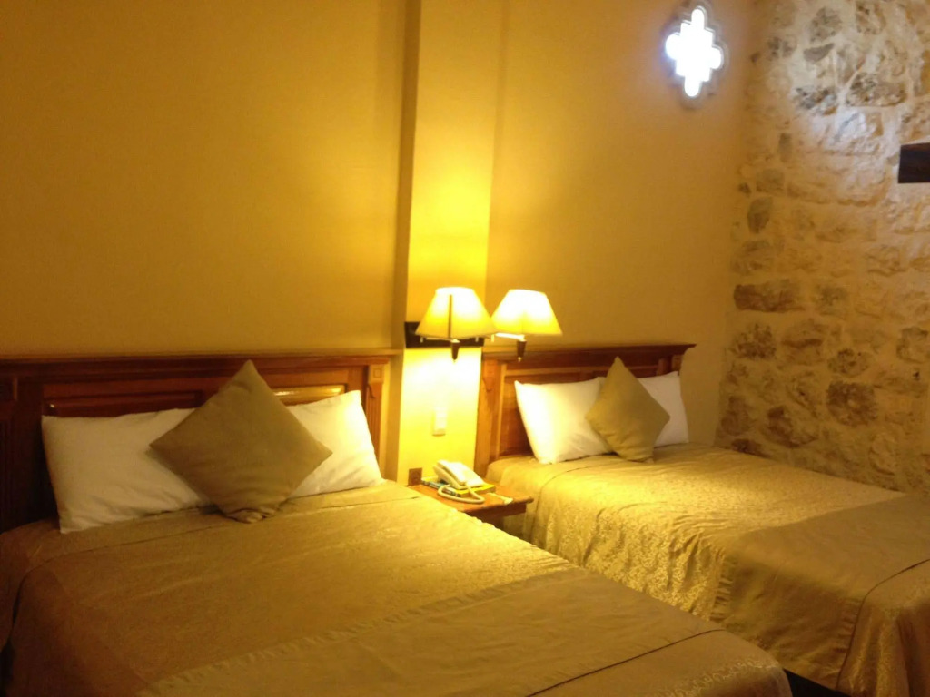 Cancun International Suites