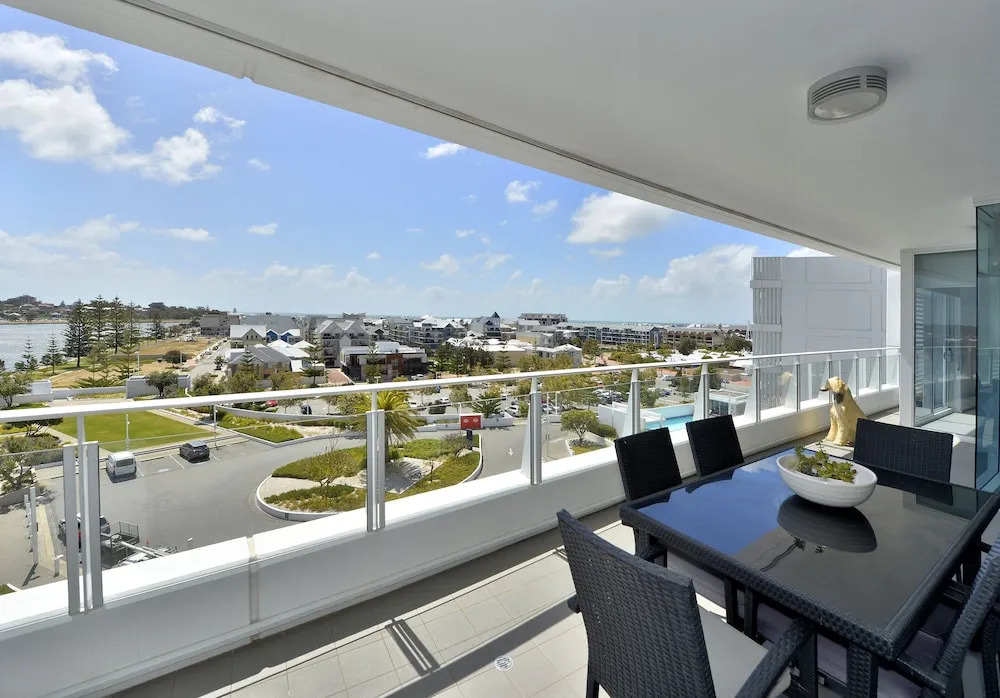 Bridgepoint 706