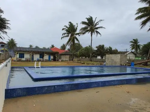 Ala Beach Lodge